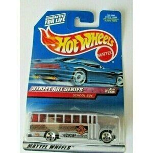 Die Cast Hot Wheels 1999 Street Art Series School Bus Silver #4 1/64 2111 New